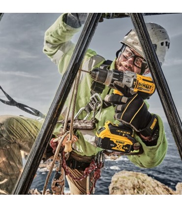 TALADRO PERCUTOR SIN ESCOBILLAS